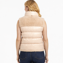 Load image into Gallery viewer, Women’s Moncler Planeze Beige Teddy Down Jacket