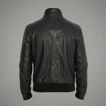 Laden Sie das Bild in den Galerie-Viewer, Men’s Black Leather Bomber Jacket – Simple Slim Fit Classic Casual Coat