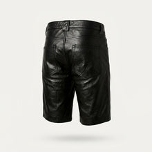 Laden Sie das Bild in den Galerie-Viewer, Men’s Matte Black Leather Shorts – Premium Elastic Waist Luxury Shorts