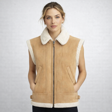 Load image into Gallery viewer, Women's Camel Suede Cropped Shearling Vest