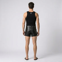 Laden Sie das Bild in den Galerie-Viewer, Men’s Matte Black Leather Shorts – Premium Elastic Waist Luxury Shorts