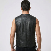 Laden Sie das Bild in den Galerie-Viewer, Men’s Black Sheepskin Leather Biker Vest – Premium Motorcycle Vest