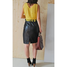Laden Sie das Bild in den Galerie-Viewer, Womens Elegant Fashion Knee Length Black Leather Tube Skirt Leather Outlet