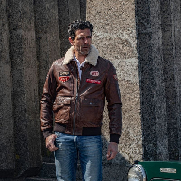 How to Choose the Perfect Aviator Leather Jacket