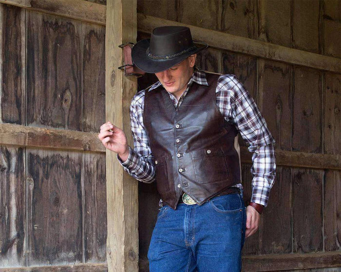 Unleashing-the-Style-Men-s-Leather-Vests-and-Their-Versatile-Appeal Leather Outlet