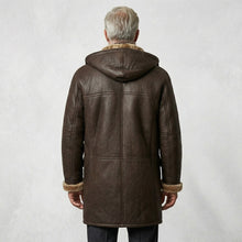 Laden Sie das Bild in den Galerie-Viewer, Men’s Brown Shearling Hooded Coat – Genuine Shearling Winter Coat
