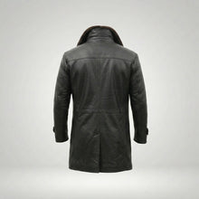 Laden Sie das Bild in den Galerie-Viewer, Men’s Shearling Lined Black Leather Trench Coat – Luxury Winter Overcoat
