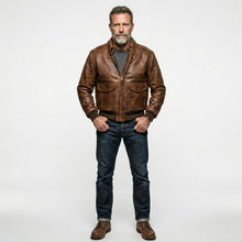 Laden Sie das Bild in den Galerie-Viewer, Men’s 100 Mission A-2 Pilot Leather Jacket – Classic Aviation Bomber Coat
