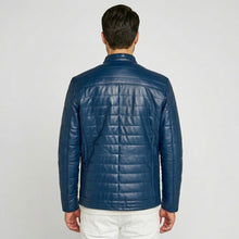 Laden Sie das Bild in den Galerie-Viewer, Men’s Classic Black Leather Jacket – Timeless Casual Biker Coat

