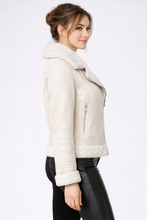 Laden Sie das Bild in den Galerie-Viewer, Women's Cream Suede Shearling Moto Jacket
