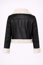 Laden Sie das Bild in den Galerie-Viewer, Women's Black Leather &amp; White Shearling Jacket
