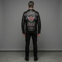 Laden Sie das Bild in den Galerie-Viewer, Herren Rock Fan Leder Motorradjacke – Geflügelter Bestickter Patch Biker Stil
