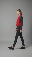 Laden und Abspielen von Videos im Galerie-Viewer, Damen Collegejacke Rot &amp; Schwarz
