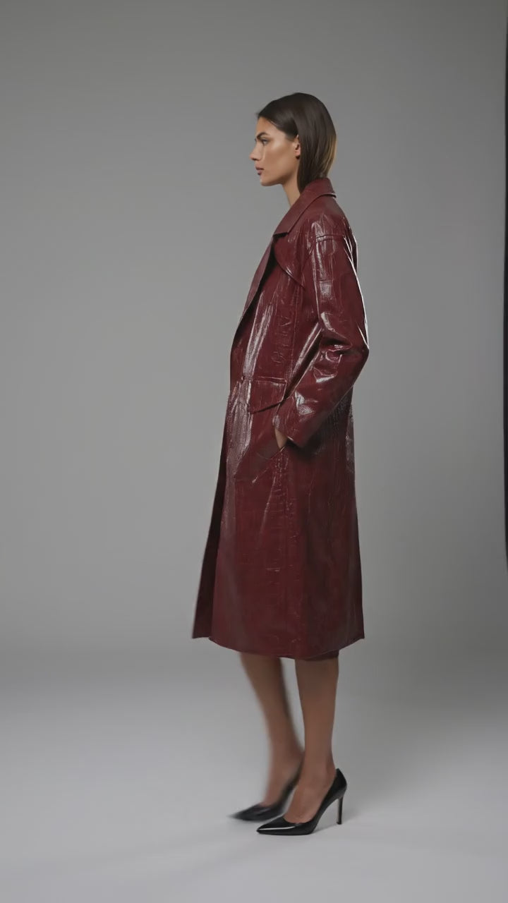 Women’s Double-Breasted Leather Trench Coat – Elegant Classic Long Overcoat